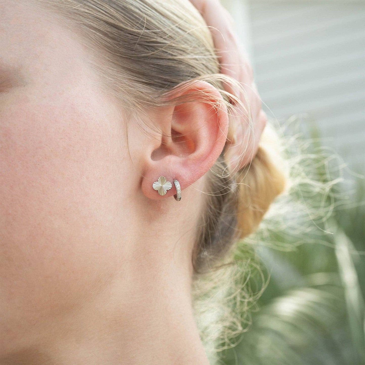 Clover Stud Earrings - Premium 18K Gold PVD Stainless Steel