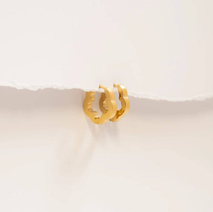 Flower Huggie Earrings - Premium 18K Gold PVD Stainless Steel