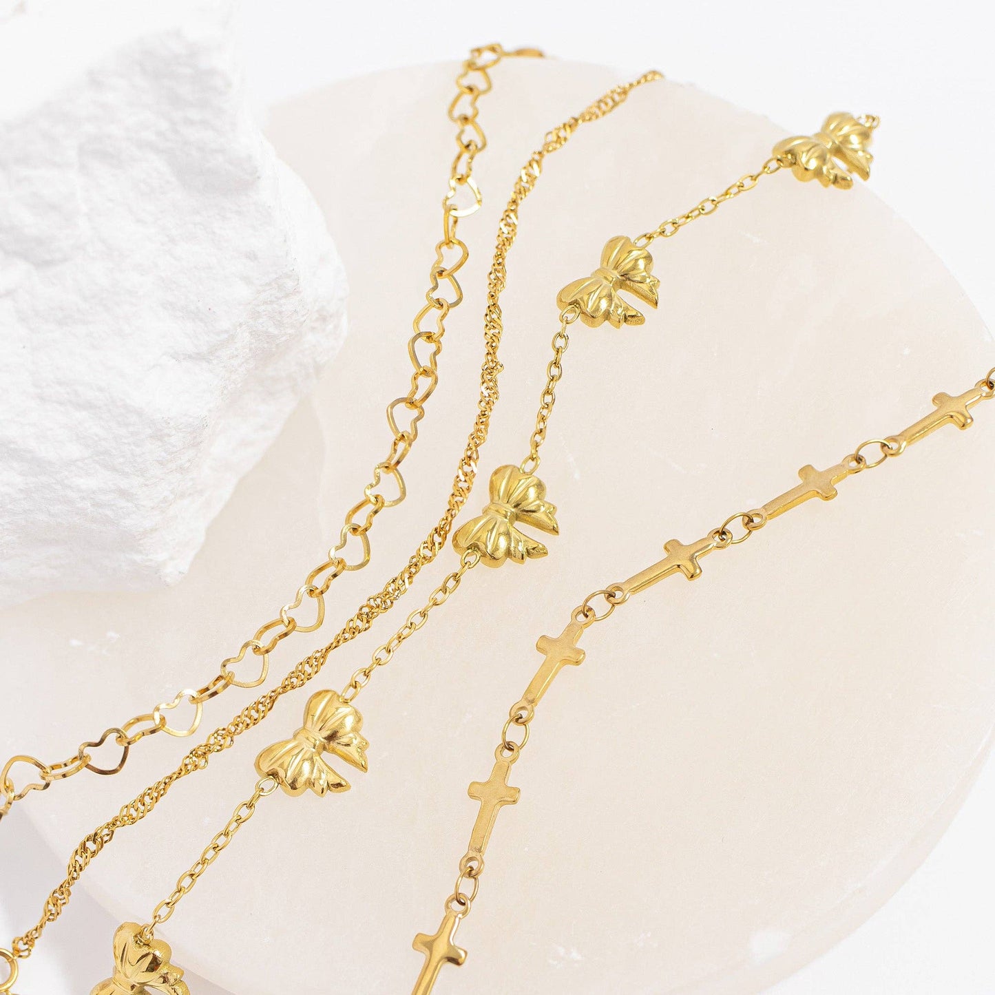Linked Heart Chain Bracelet - Premium 18K Gold PVD Stainless Steel