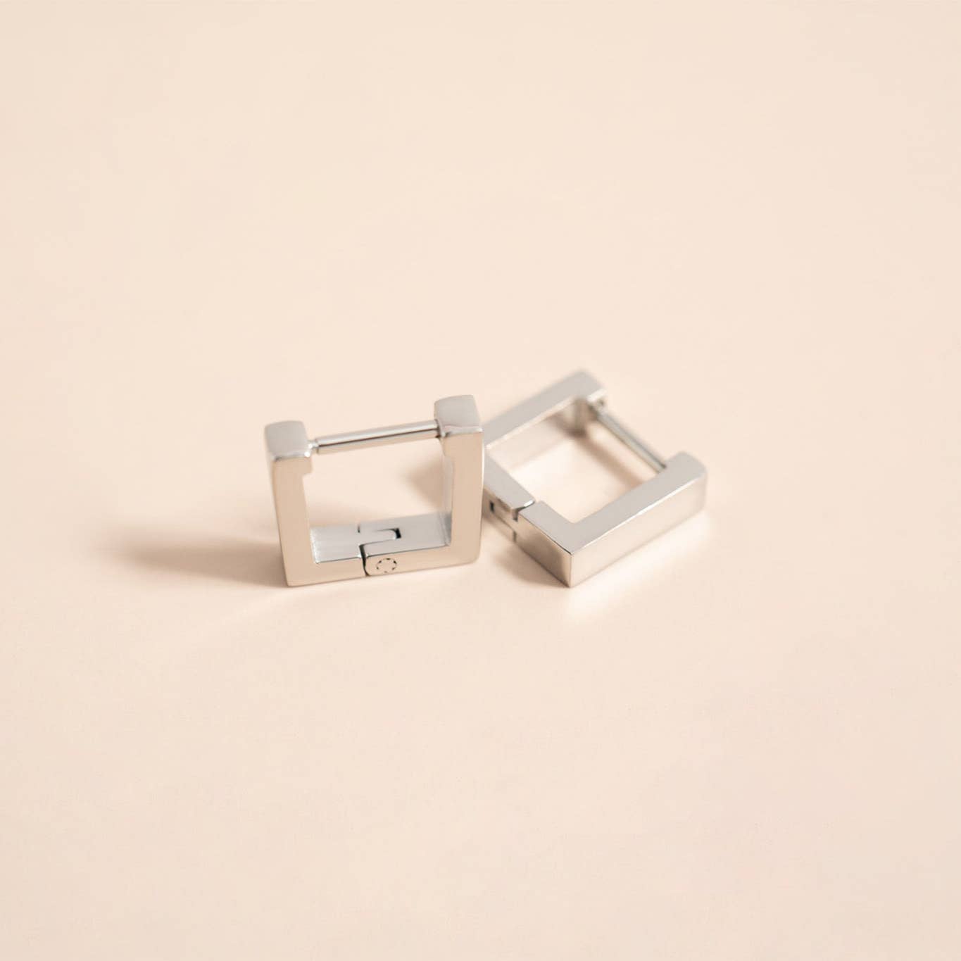 Square Huggie Earrings - Premium 18K Gold PVD Stainless Steel