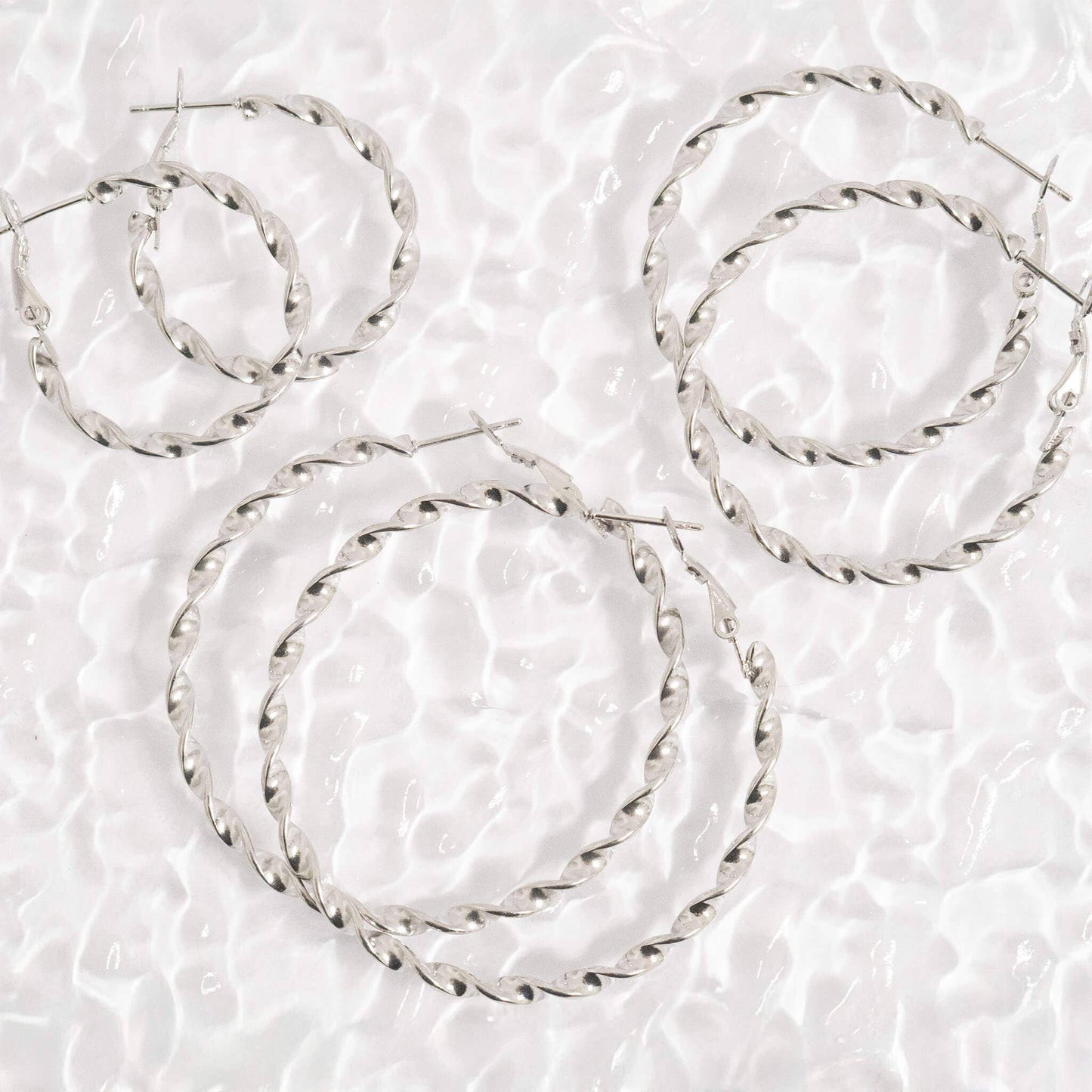Twist Hoop Earrings - Premium 18K Gold PVD Stainless Steel