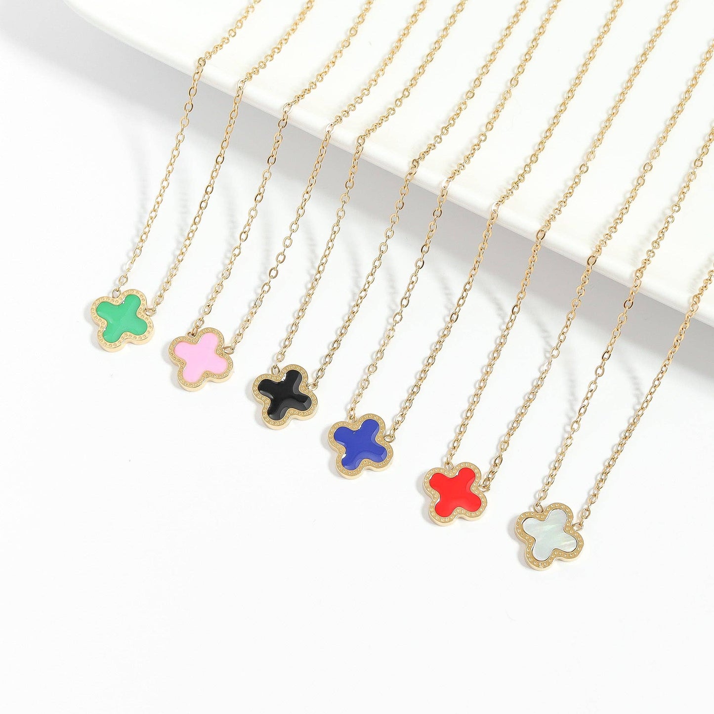 Lucky Clover Charm Necklace - Premium 18K Gold PVD Stainless Steel