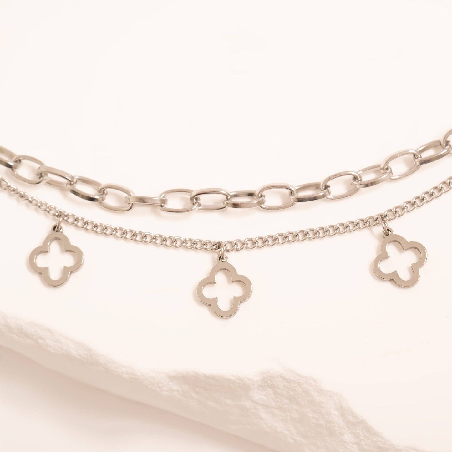 Lucky Clover Charm Bracelet - Premium 18K Gold PVD Stainless Steel